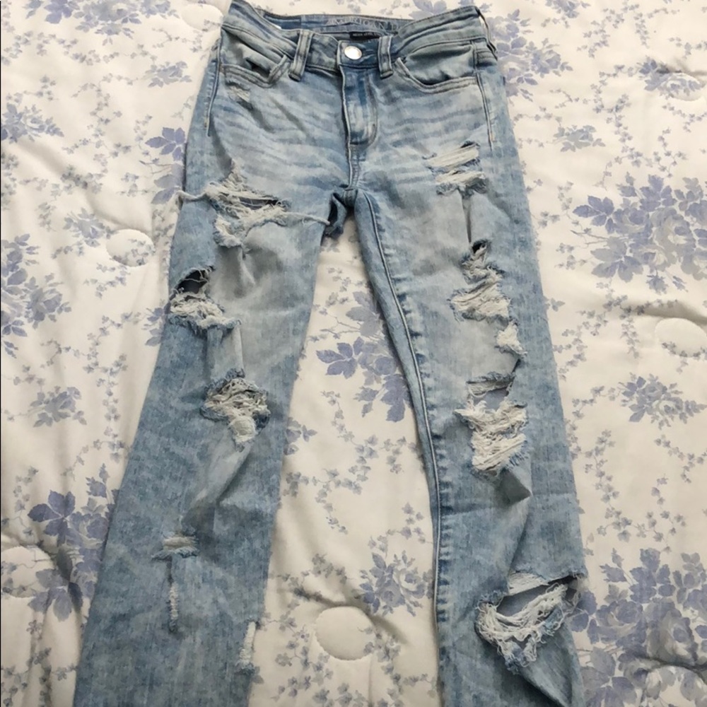American Eagle Ripped Skinny Jeans